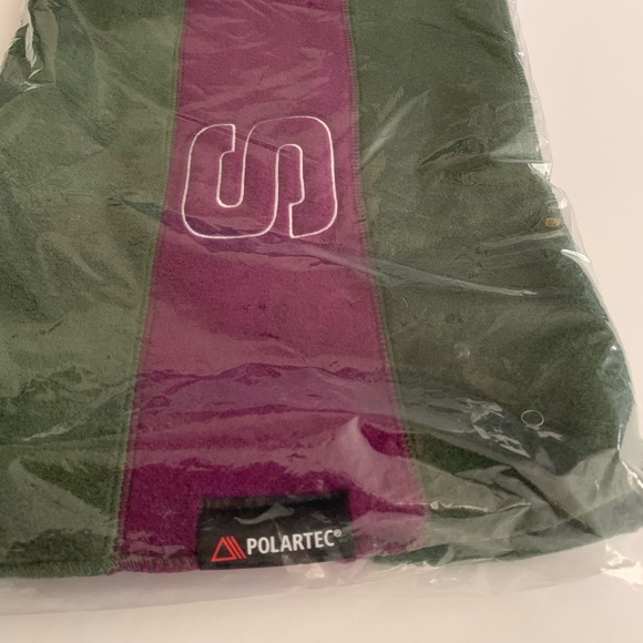 New Supreme Authentic Polartec Scarf FW18 NWT - Picture 6 of 8